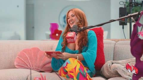 Nathasha Bonet entrevista a Larissa Dones en su podcast, A Brasier Quitao.