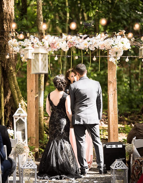 Traje de novia negro