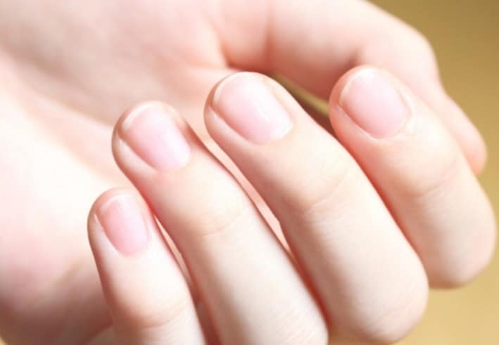 uñas naturales, uñas limpias